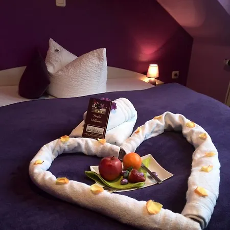 Landhotel Berggaststatte Bickenriede 3*