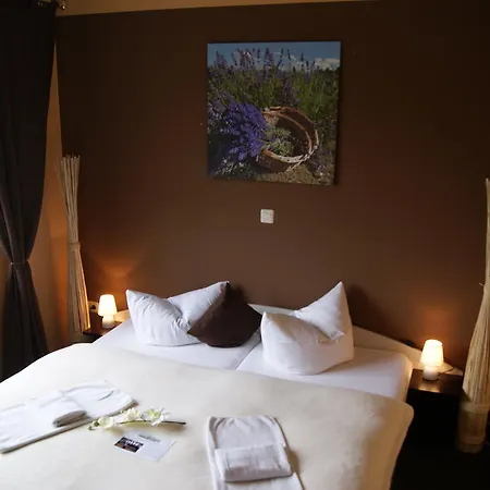 Hotel Landhotel Berggaststätte Bickenriede 3*