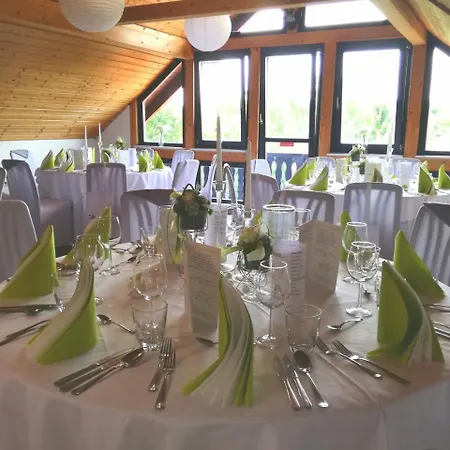 Landhotel Berggaststätte Bickenriede 3*